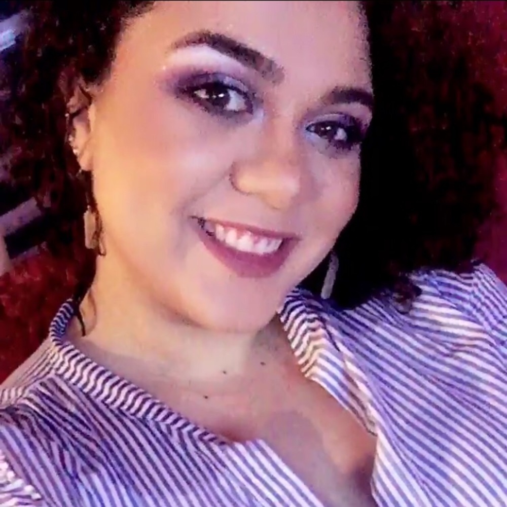 Meet your Posher, Glorielis